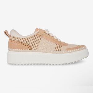 Steve Madden Charlie Sneaker in Tan/Multi Women’s Size 8 New in Box